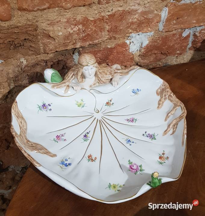 Patera porcelanowa secesja około 1900 sygnowana Orneta
