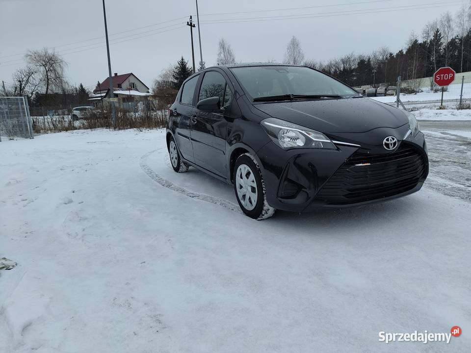 Toyota Yaris III 15 Benz Automat Hatchback
