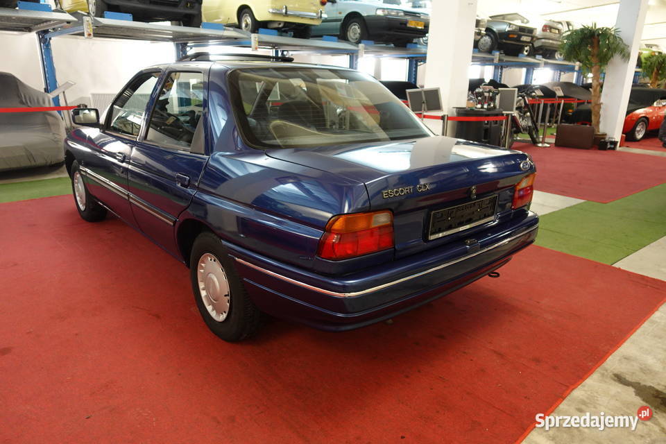 Ford Escort 16 16V CLX sedan 1 właściciel ABS Zgierz