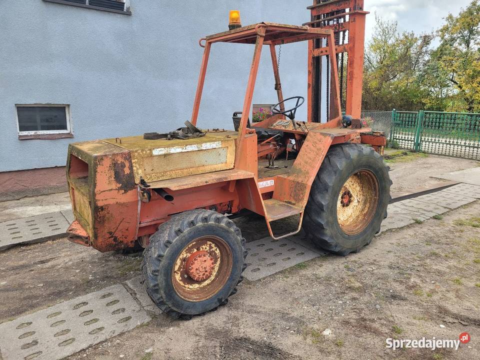 Wuzek widlowy terenowy manitou 4x4 pomorskie Cołdanki