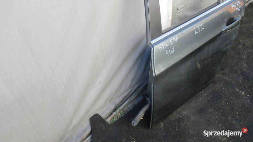 BMW E91 E90 LIFT 11r KOMBI drzwi lewe tył osobowe Kielce sprzedam