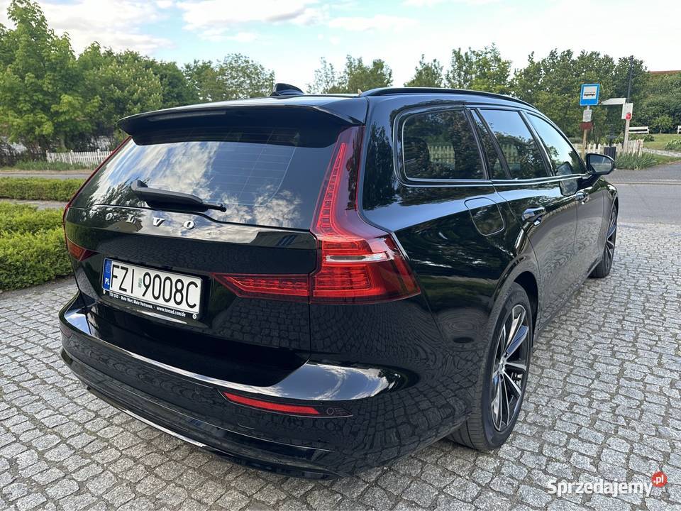 Volvo V60 Plus Dark Recharge PlugIn Hybrid AWD Sulechów