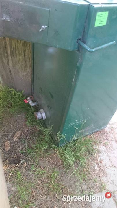 Piec co na paliwo stałe używany Piece i kominki sprzedam