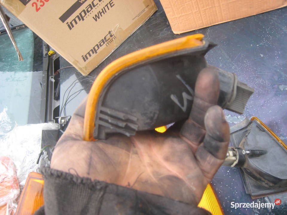 Kierunkowskaz przedni przód prawy lewy Volvo 340