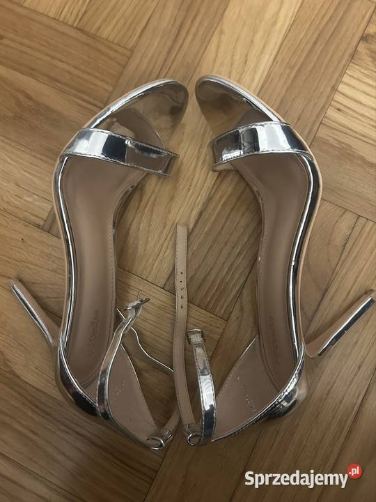 Srebrne szpilki DeeZee rozmiar 39 Dąbrowa Tarnowska