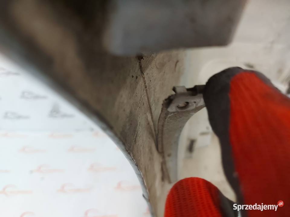 FORD FOCUS MK2 II 08r HB zderzak przód Kielce