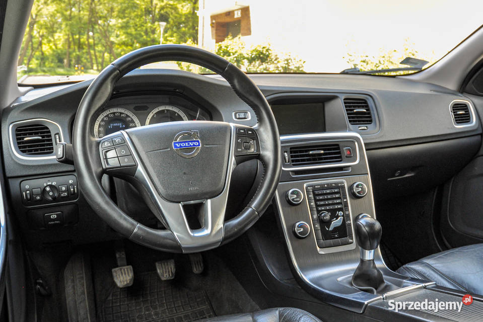 Volvo V60 20d 163 Skóry