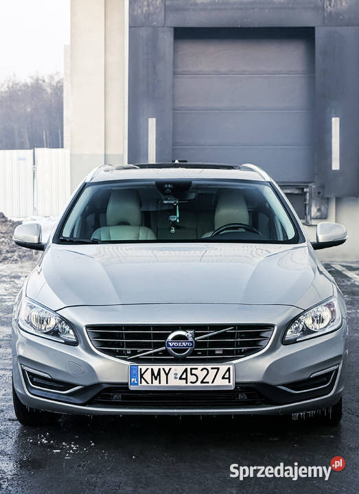 Volvo V60 T5 245 stan Perfect Motoryzacja małopolskie Świątniki Górne