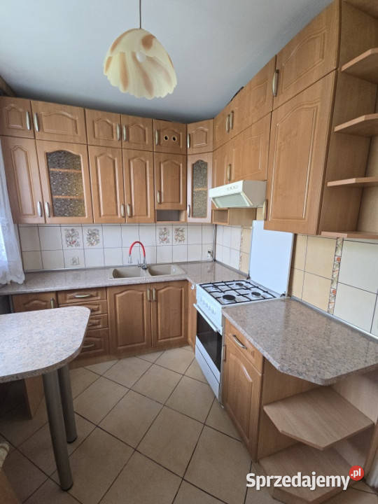 2 POKOJE 427 m BALKON OSOBNA KUCHNIA ŚWIETNA Liczba pokoi 2 Mieszkania Kętrzyn sprzedam