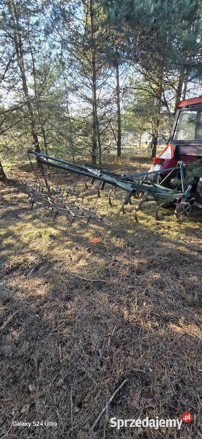 Kultywator z bronami