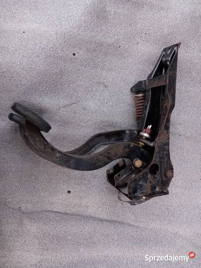 Pedały sprzęgła i hamulca Mercedes W108 W109 osobowe Bukownica