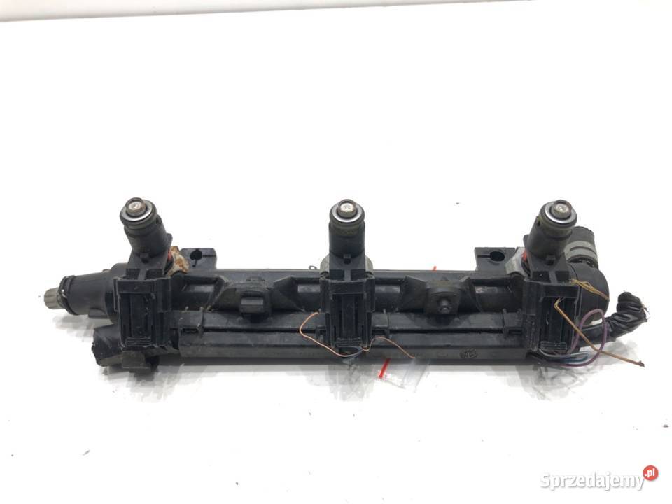 LISTWA WTRYSKOWA SKODA FABIA II 03E133320A 12 69 osobowe Listwy wtryskowe sprzedam