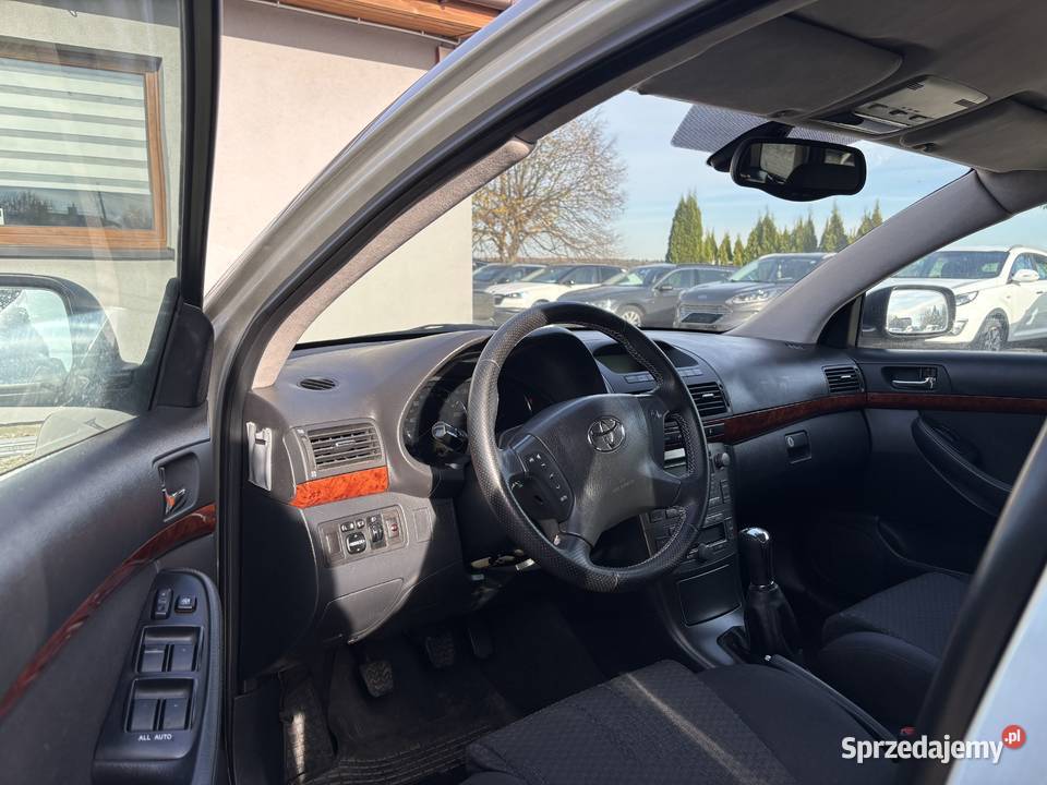 Toyota Avensis 4/5 Paniówki