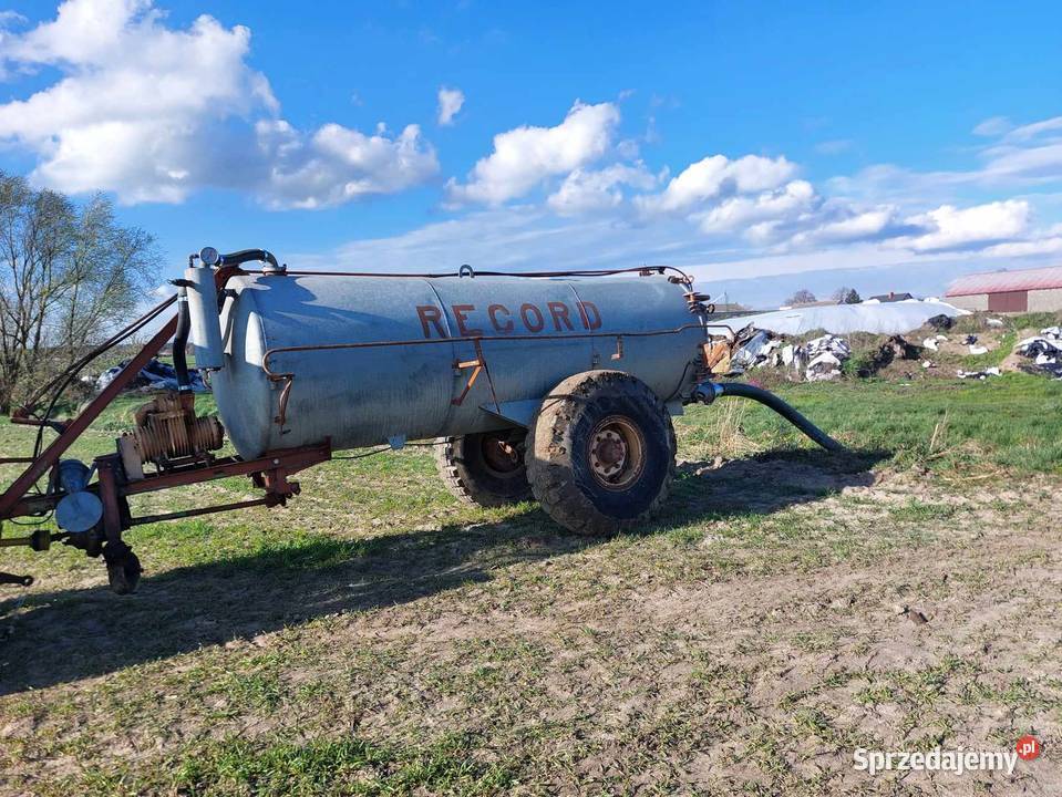 Beczkowoz 5000L w pelni sprawny nieuszkodzony Borek Wielkopolski