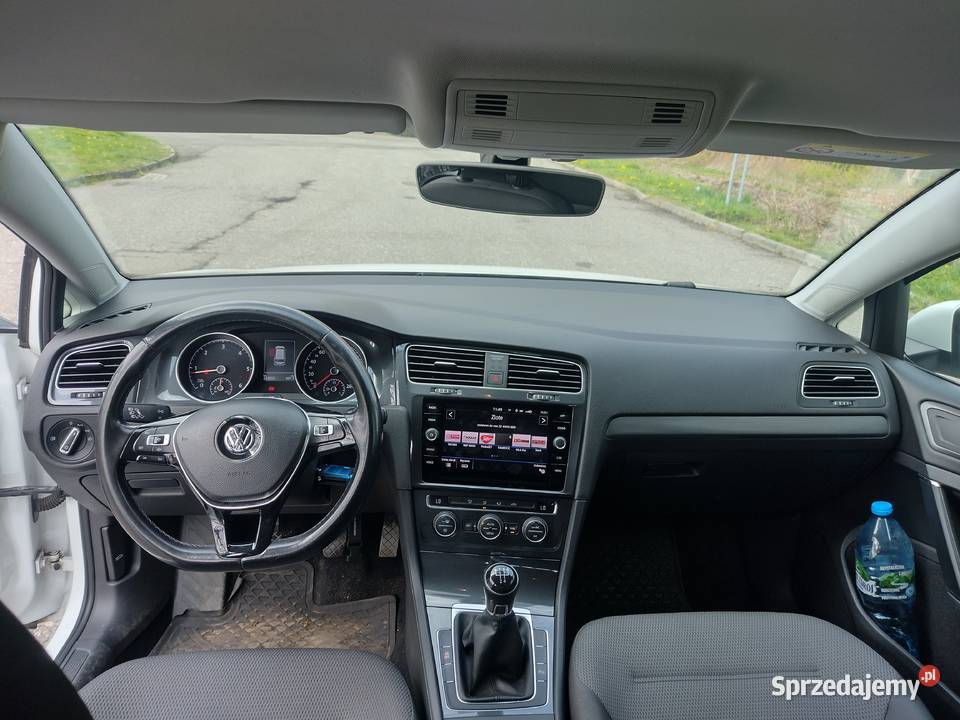 Volkswagen Golf 7 krajowy ACC carplay trasy