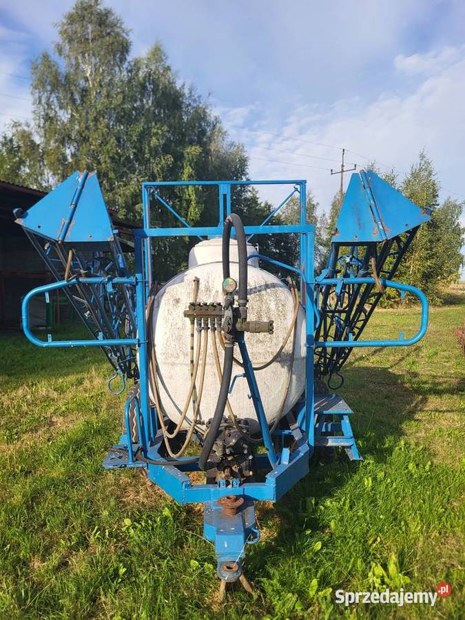 8 Opryskiwacz PILMET 2000L Nieznanice sprzedam