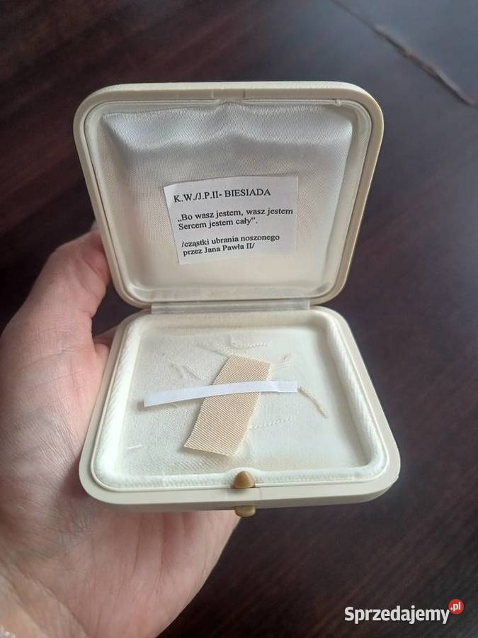 Kawałek ubrania Jana Pawła ll Lublin