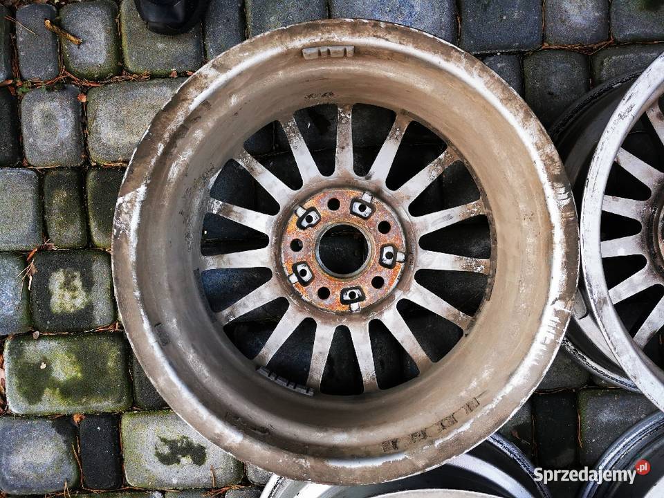 BMW Styling 32 17 x 8J IS 20 ET z E39 Izabelin B