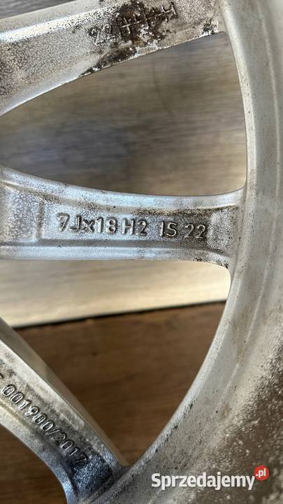 Felga aluminiowa BMW OE X3 G01 X4 GO2 70 x 18 Samochodowe sprzedam