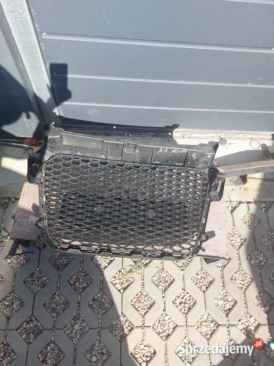 GRILL ATRAPA CHŁODNICY PLASTER MIODU AUDI A1 8X Wejherowo