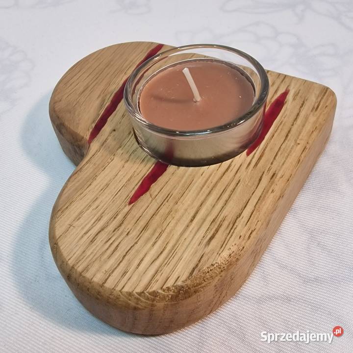 Świecznik drewniany serce z dębu wyraz uczuć
