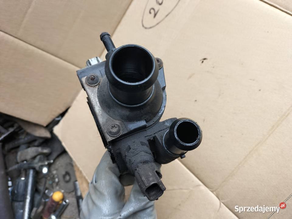 FORD MONDEO MK2 20 OBUDOWA TERMOSTATU TERMOSTAT Termostaty Kamień-Kolonia