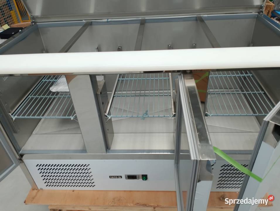 STÓŁ CHŁODNICZY 3DRZWIOWY Z POKRYWĄ YG05290