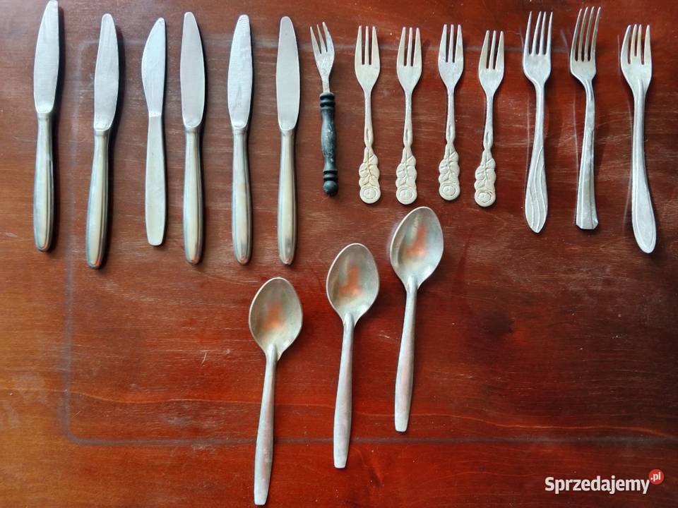 Zestaw Sztućców Vintage z epoki PRL 17 elementów sprzedam