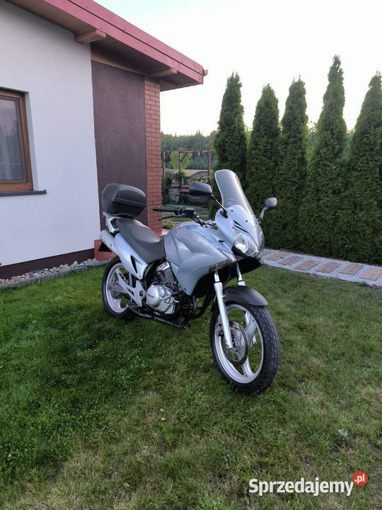 Sprzedam Honda Varadero XL 125 srebrny Galew