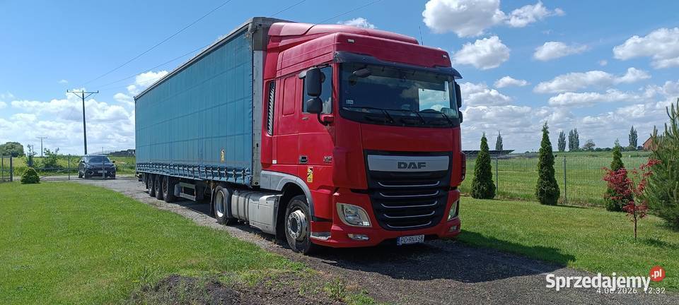 DAF XF XF460 mega z naczepą zestaw