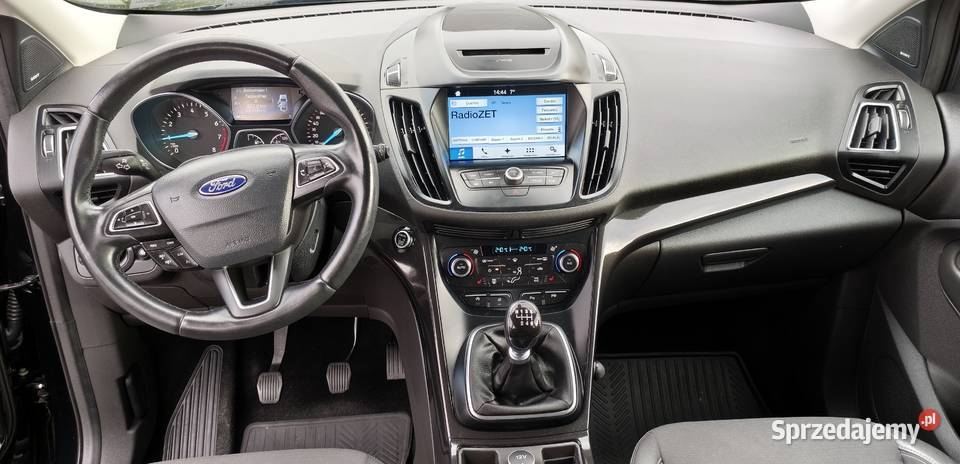 Ford Kuga Titanium 15 Benzyna bogate wyposażenie 84000km Wola