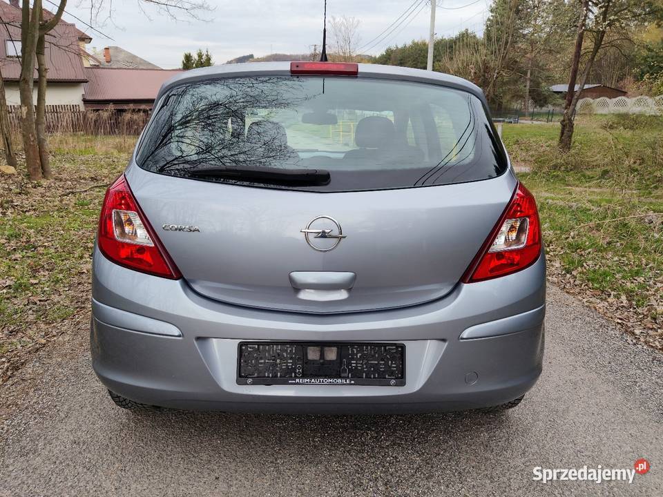 Opel Corsa D 2010r 12 benzyna 4/5 sprzedam