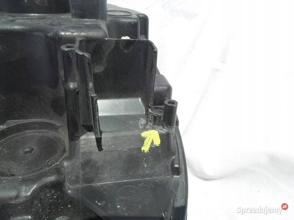 REFLEKTOR PRZÓD STRONA PRAWA CITROEN C4 III EC4 Nowy Tomyśl