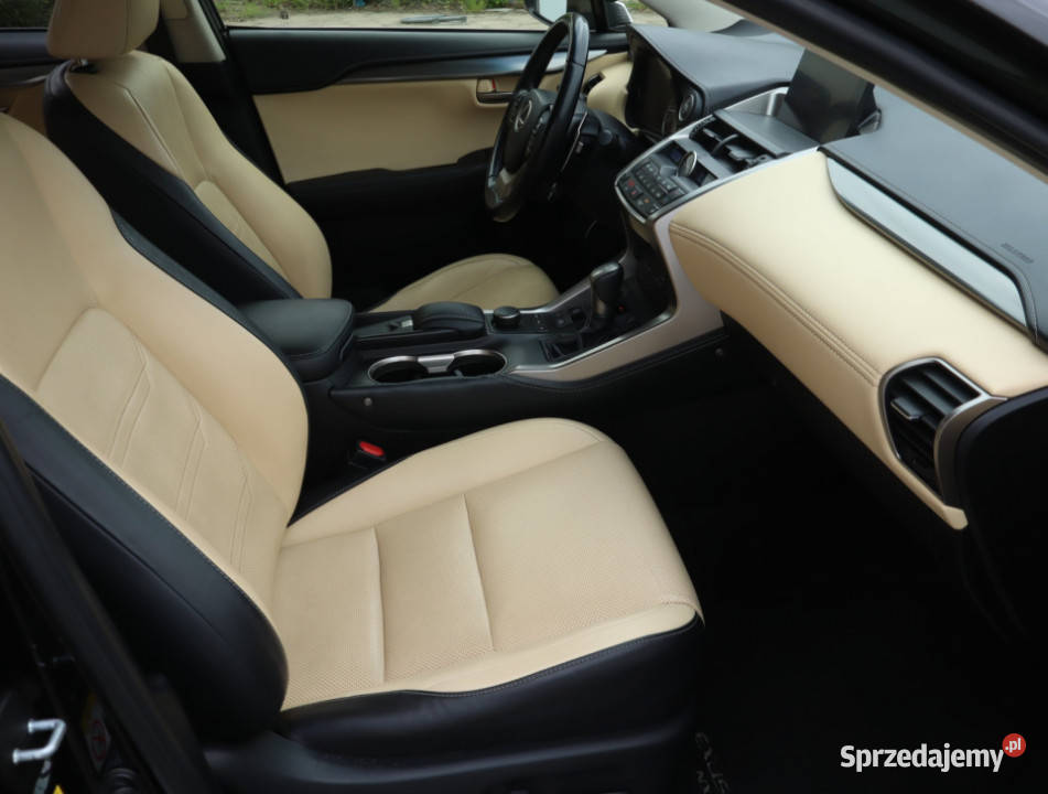 Lexus NX 200t 175KM łódzkie Łódź