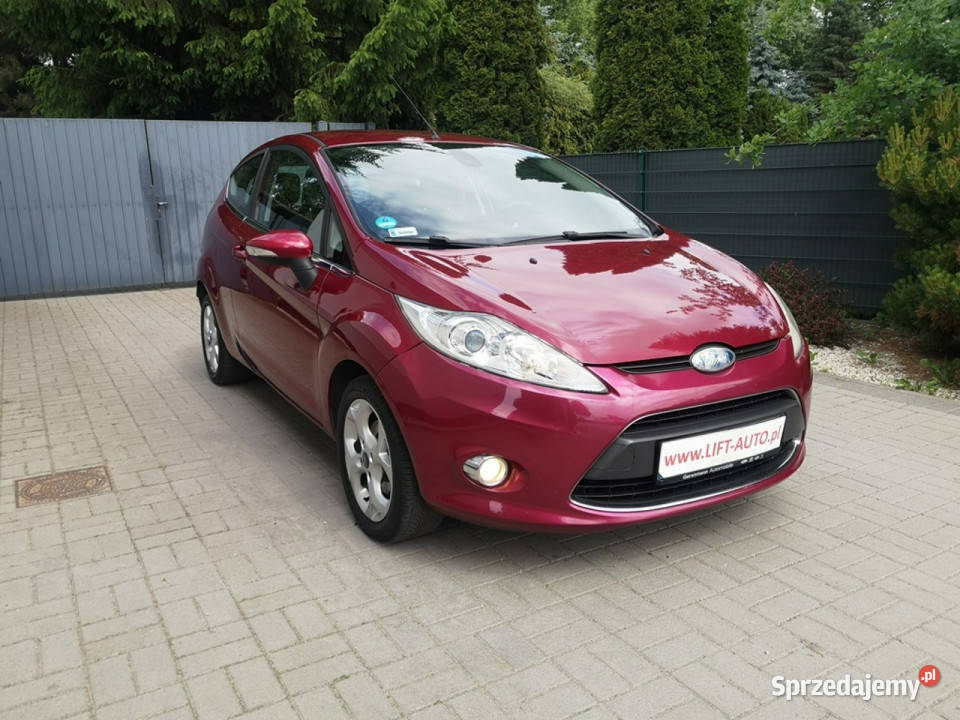 Ford Fiesta 125 16V 82 Klimatronik ALU Isofix Fiesta Strzegom