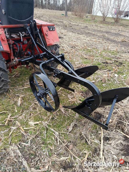 Pług polowy dwuskibowy Radgoszcz