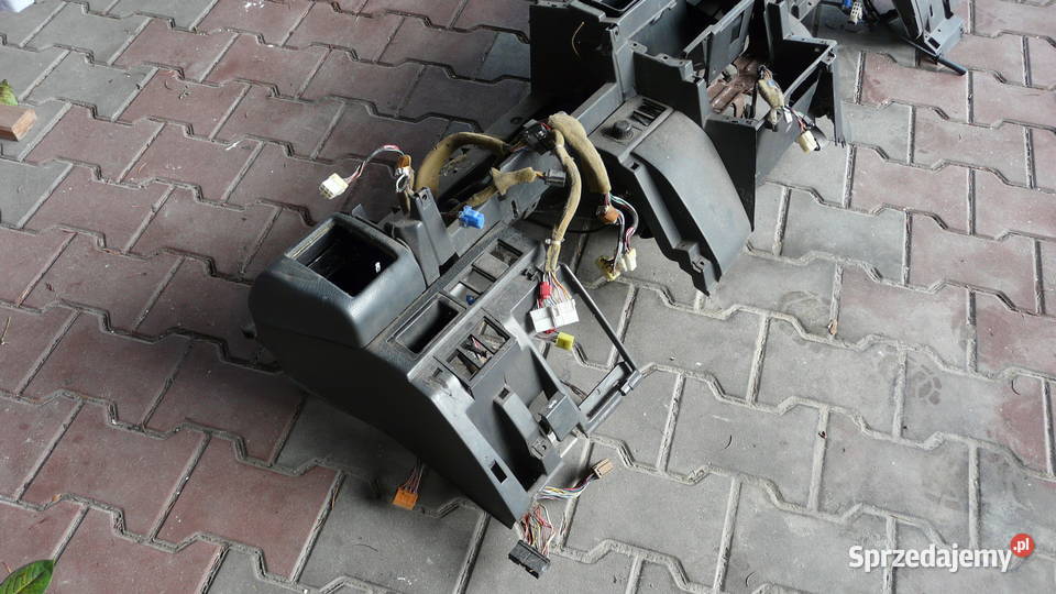 Deska rozdzielcza Monterey Trooper 1993 31 Wyposażenie wnętrza Wolsztyn