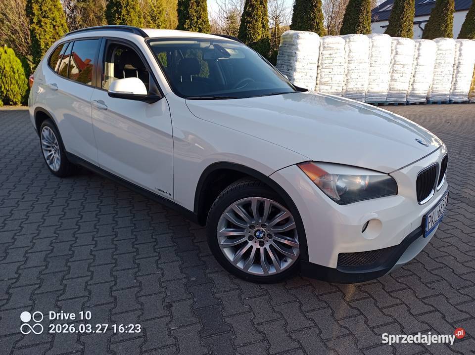 Sprzedam BMW X1 E84 Sdrive 2 litry benzyna 2014R asystent pasa ruchu