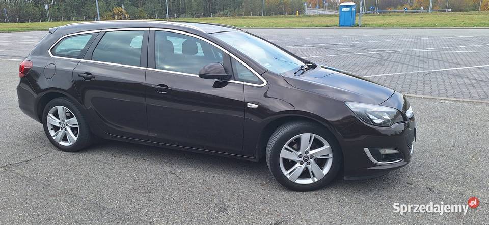 OPEL ASTRA J 14 140 BenzynaGaz 2014r kombi 1400cm3 Astra Opel świętokrzyskie
