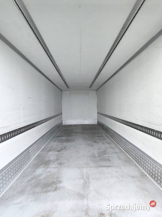 Zabudowa Chłodnicza Kontener Izoterma Magazynowy Magazynowanie Laskowa