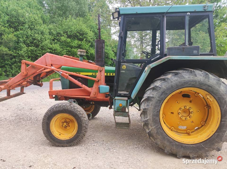 John Deere 2130 Korytnica