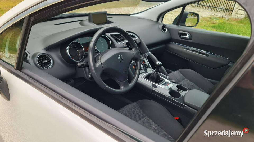 Peugeot 3008 16 THP 156 Biała Perła Panorama czujnik zmierzchu sprzedam