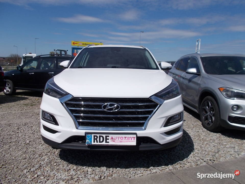 HYUNDAI TUCSON 16 benzyna salon Polska Zarejestrowany w Polsce Dębica sprzedam