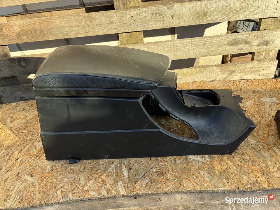 Tunel Środkowy Podokietnik Bmw X3 Pozostałe lubelskie Wisznice