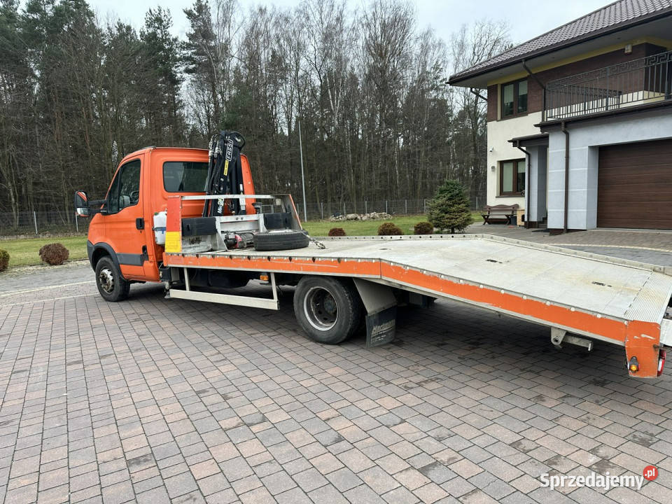 inne Iveco Daily 70C17P Laweta z dźwigiem elektryczne szyby Specjalne Lipówki sprzedam