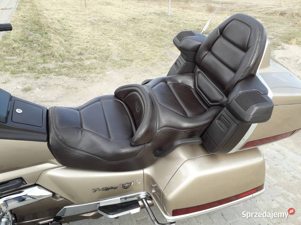 sprzedam zadbana honde gl 1988r 1520 33 1520cm3