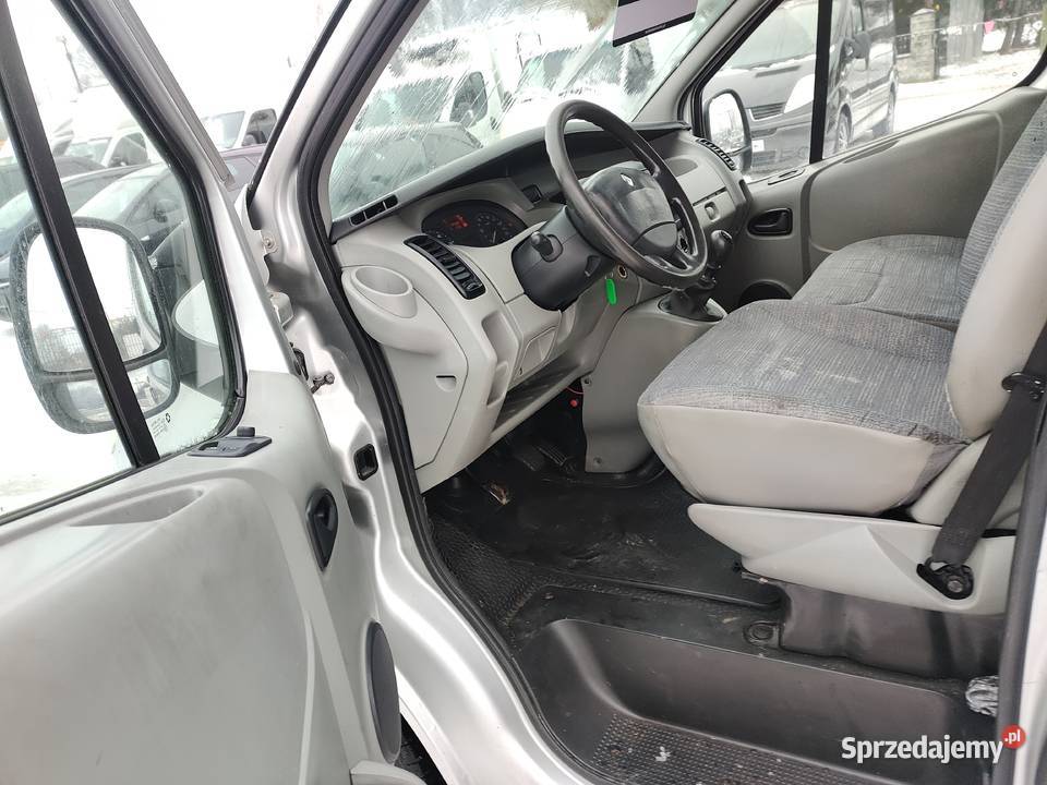 Renault Trafic 2010 r Renault Smyków