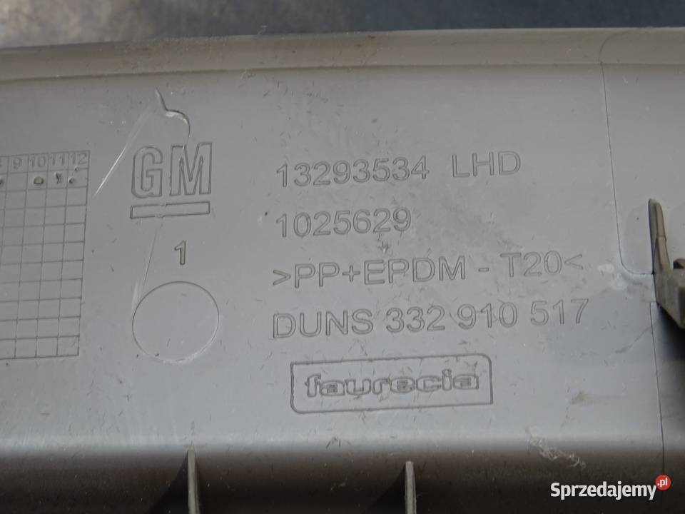 SCHOWEK PASAŻERA OPEL ZAFIRA C Van minibus