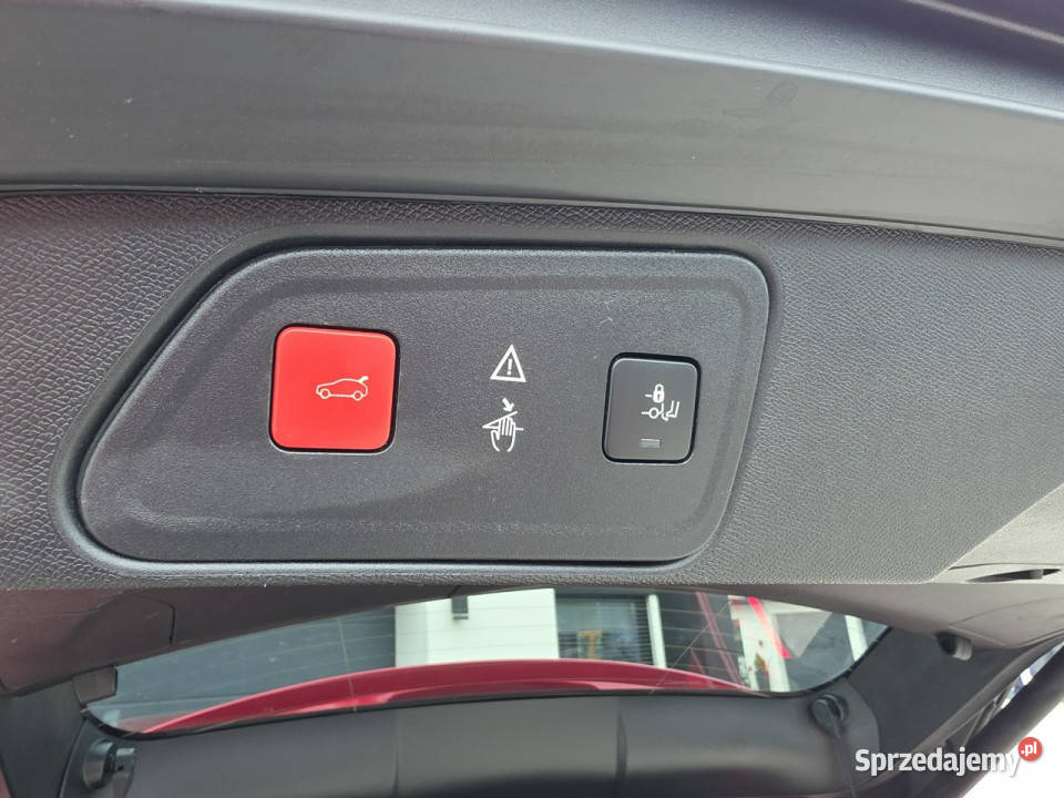Peugeot 3008 AUTOMAT 16 benzyna ALLURE Rok produkcji 2017 Czarnków