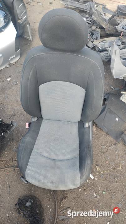 Fotele kanapa tył komplet Peugeot 206 lift 5D HB osobowe